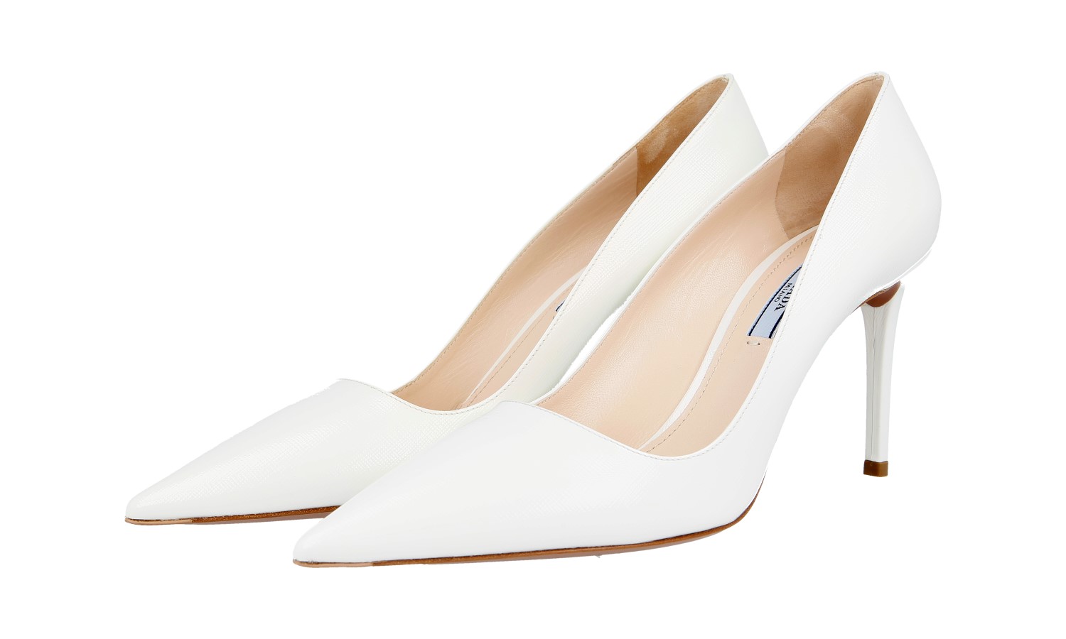 prada saffiano pumps